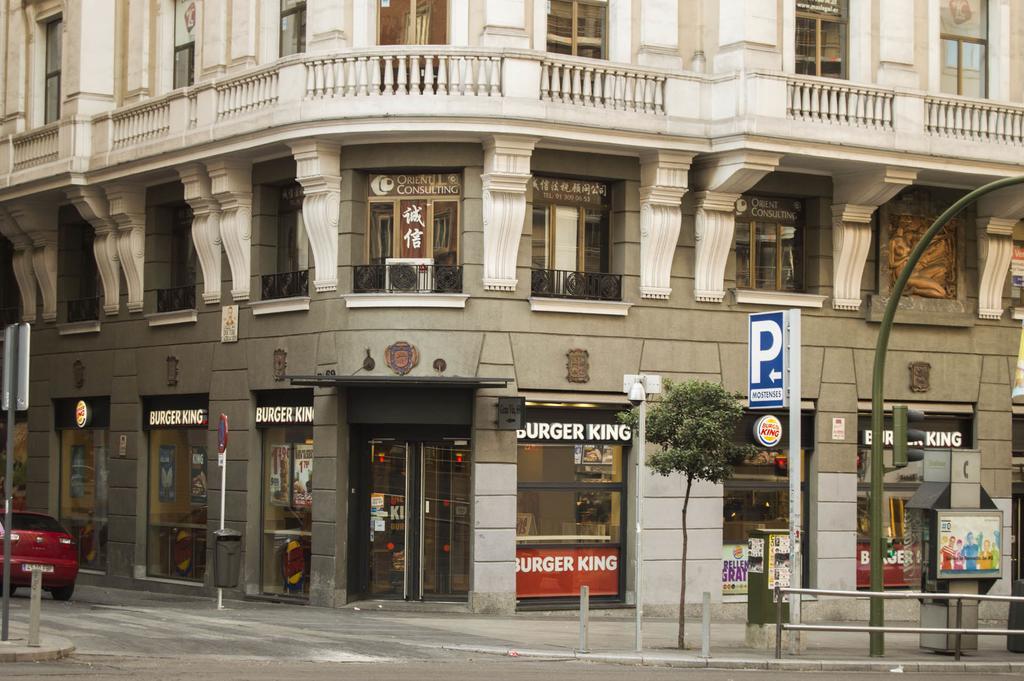 Smartrental Madrid Gran Via Apartments Buitenkant foto