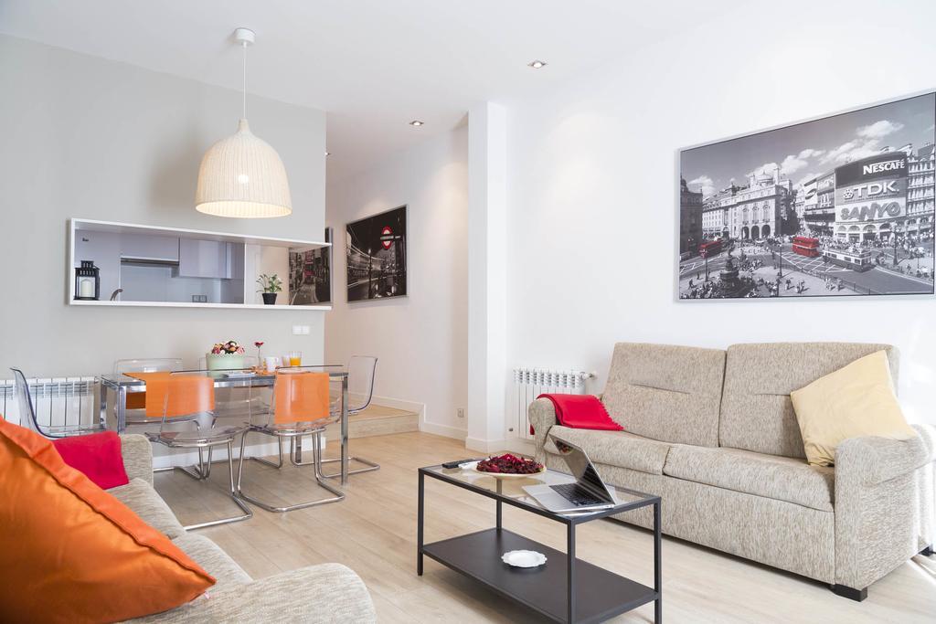 Smartrental Madrid Gran Via Apartments Buitenkant foto