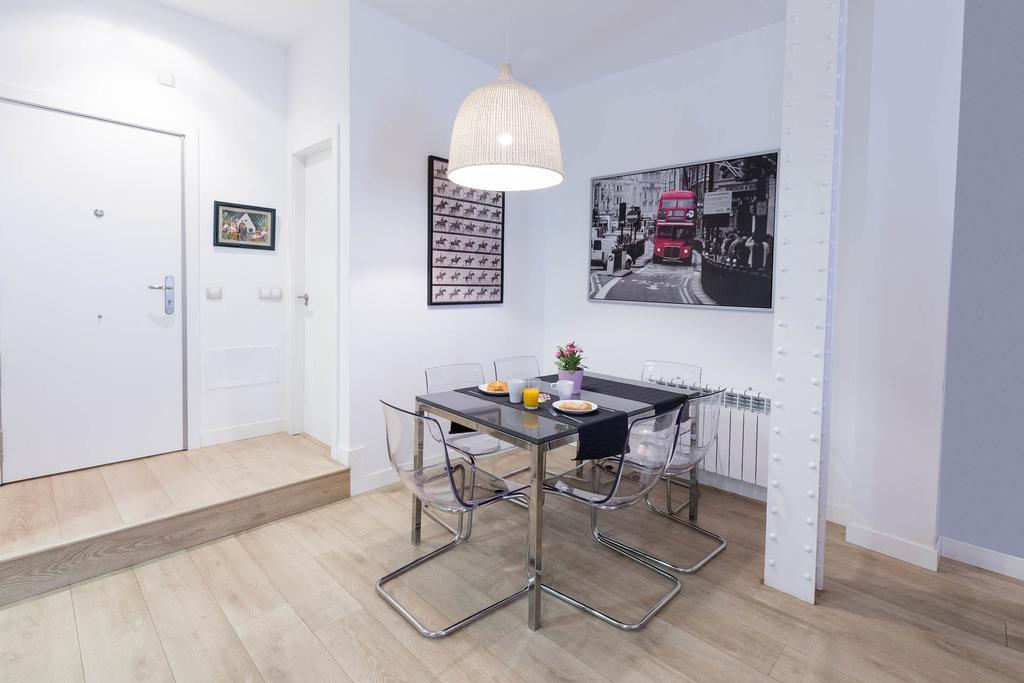 Smartrental Madrid Gran Via Apartments Buitenkant foto